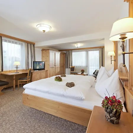 Zentral ****superior Hotell