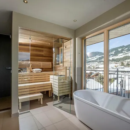 Zentral ****superior Hotel