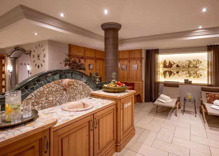 Zentral ****superior Hotel