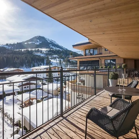 Zentral ****superior Отель 4*