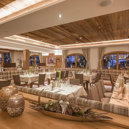 Zentral ****superior 4*