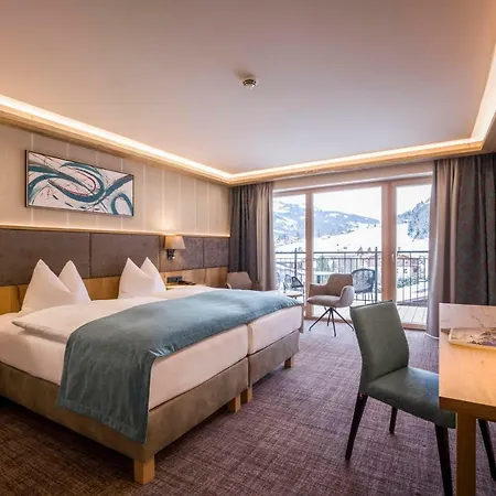 Zentral ****superior 4*