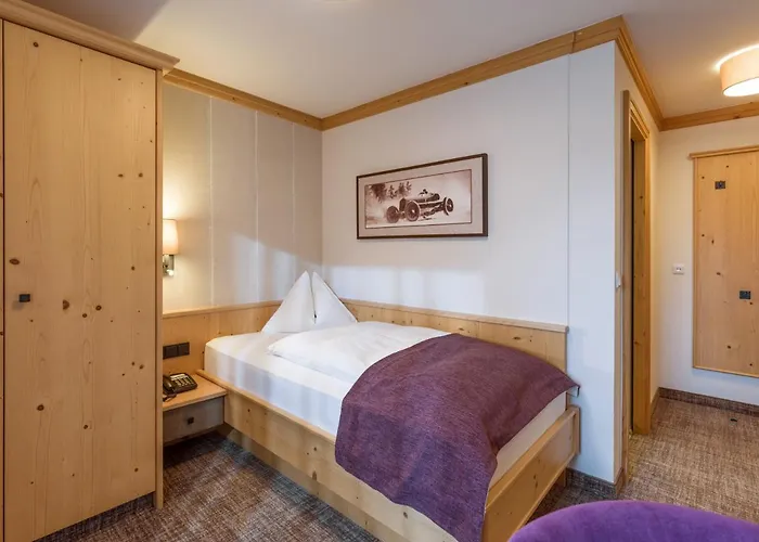 Zentral ****superior Hotel