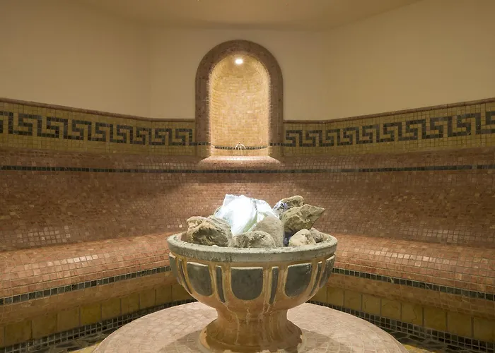 Zentral ****superior